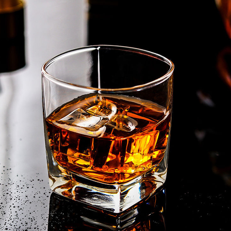 Wine In Beer Glass - 235ml 4 szt. Zestaw piwo brandy