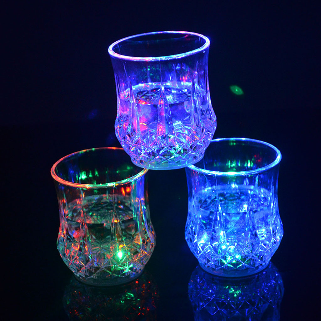 Wine In Beer Glass - Kolorowy kielich LED świecący, indukcyjny, migający,